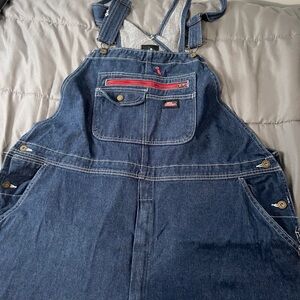 Dickies Men’s Relaxed Fit Denim Overalls 2LXR